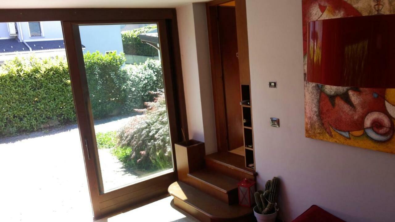 Villa Iris Colico Esterno foto